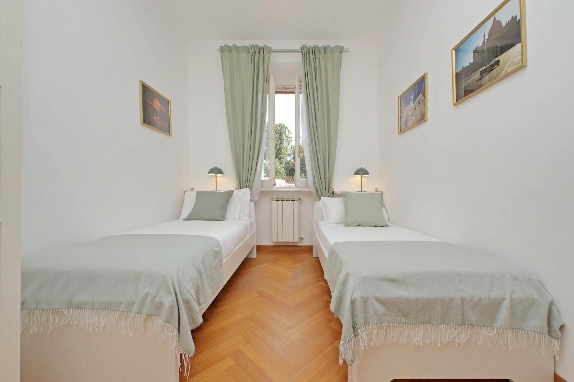 Ych-Comfortable 2 Bedrooms Flat Near Colosseum Řím Exteriér fotografie