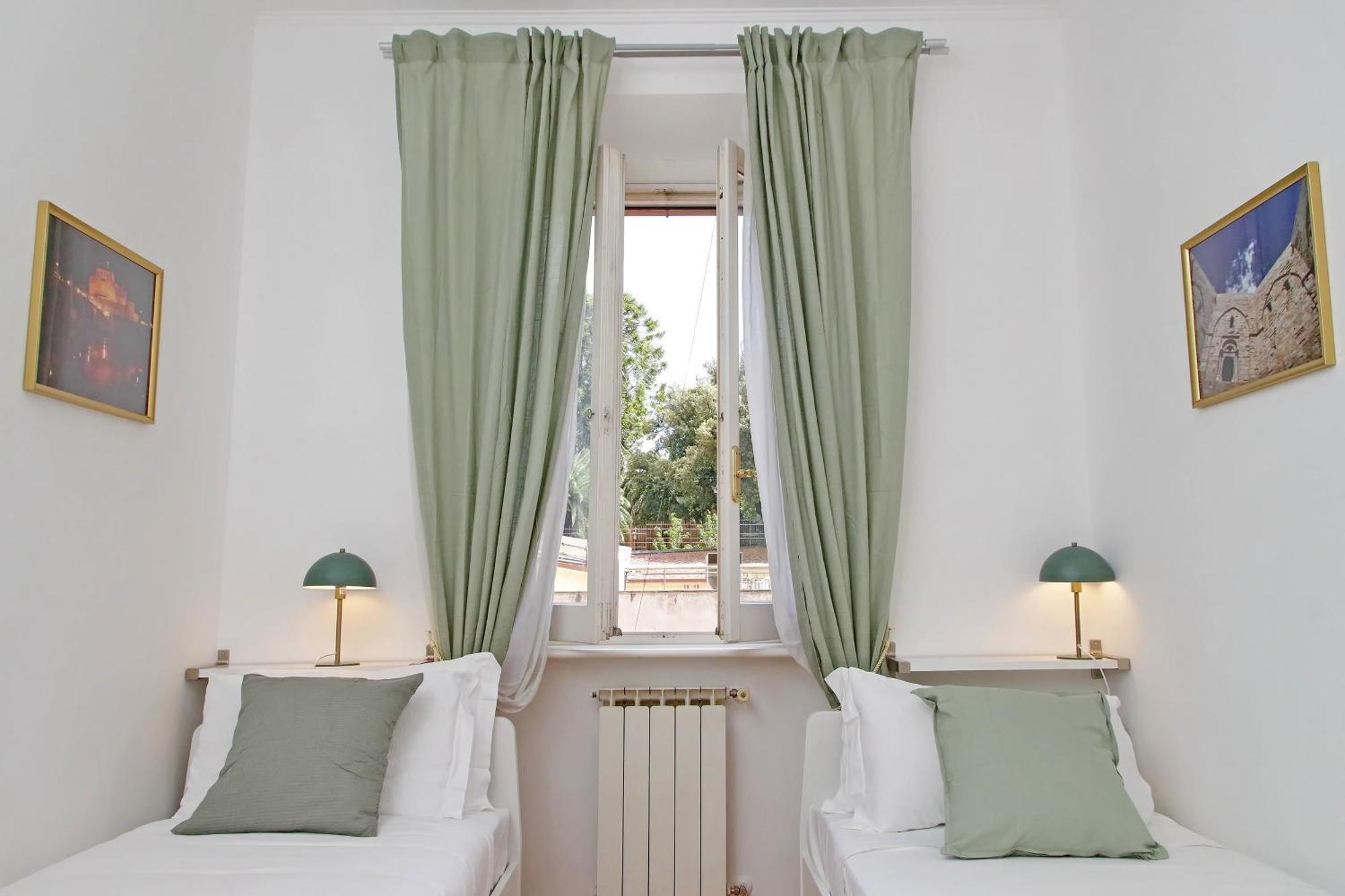 Ych-Comfortable 2 Bedrooms Flat Near Colosseum Řím Exteriér fotografie